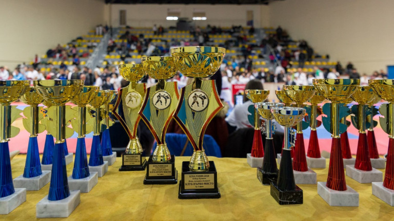 400 състезатели от 26 клуба на Държавното първенство по карате