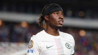 Ръководителите на Арсенал са започнали преговори с представителите на футболиста на