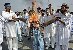 Антиамерикански протести в Пакистан