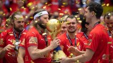 Датското кралско семейство, принц Фредерик, принцеса Мери и какво правят на мач по хандбал