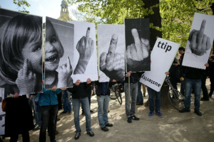 Над 2 млн. европейци са подкрепили петиция срещу ТТИП