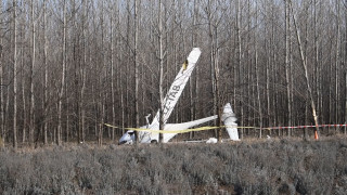Малък самолет падна край русенско село 