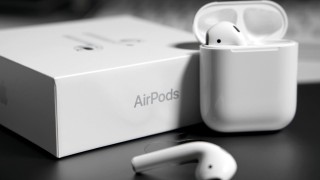 Apple AirPods са може би най добрите слушалки в този клас