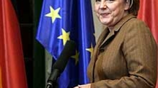 Меркел ще укрепва Европол при германското председателство на ЕС