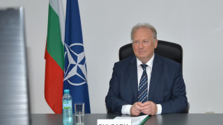 Министърът на външните работи Светлан Стоев обсъди последните развития в