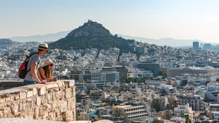 Гърция изненада всички с по-висок от очакваното бюджетен излишък