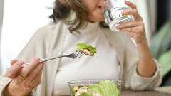 Вода, докато се храним - да или не