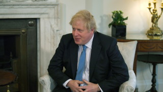 Премиерът на Великобритания Борис Джонсън планира да наложи тотални митнически