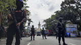  Двама починали и 20 ранени при атентата в Индонезия 