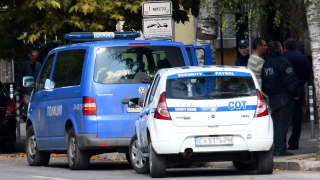 Мащабна полицейска акция тече в Пловдив съобщава Нова телевизия Служителите