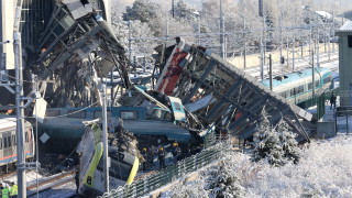 За тежка катастрофа с високоскоростен влак в турската столица Анкара