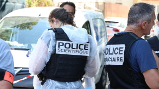 Ислямист отвлече и се опита да убие с нож таксиметров шофьор във Франция