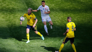 Швеция 0 0 Словакия 40′ Скуката на Крестовски продължава
