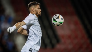 Според слуховете в спортната преса от днес Левски ще бъде