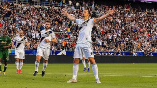 Ибрахимович и Уейн Рууни продължават да бележат в МЛС