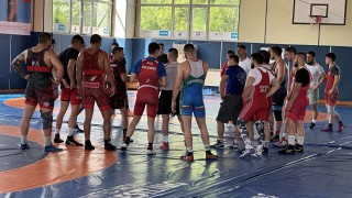 Националите ни по борба започнаха лагер на комплекс Диана Класиците