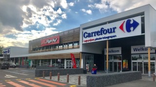 Carrefour съкращава 2400 работни места, инвестира $3.4 милиарда