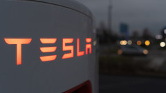 Tesla води преговори за производство на електрически камиони или ванове в Италия