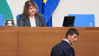 Величие готови да подпишат поредния вот на недоверие на Възраждане