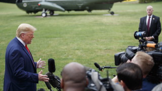 Президентът на САЩ Доналд Тръмп официално призна че притиска Украйна