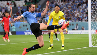 Бившият защитник Диего Годин възобнови своята футболна кариера за да