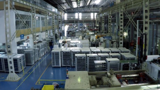 Производител на фарове за Mercedes отваря втори завод за €10 милиона край Пловдив