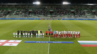 Треньорският щаб и футболистите от националния отбор на България искат