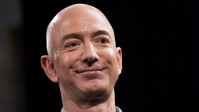 Колко щяхте спечелите, ако бяхте инвестирали в Amazon преди 20 г.?