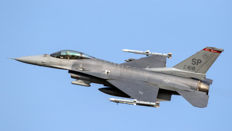 Полските военновъздушни сили, които неотдавна засилиха мисията на НАТО за