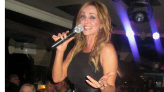 Гло  разтърси Гранд де лукс