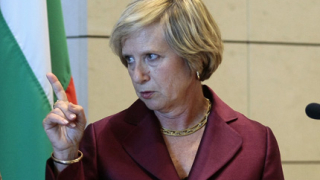 Не говорете, а преценявайте, ни съветва US посланикът преди вота