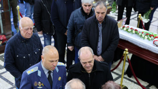 Генерал майор Явор Матеев който не пропуска мач на любимия ЦСКА