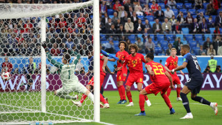 Франция - Белгия 1:0, "петлите" повеждат в резултата!