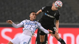 Матиас Гинтер и Йонас Хофман остават в Борусия Мьонхенгладбах на