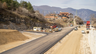 Министърът на регионалното развитие и благоустройството отново инспектира строителните дейности