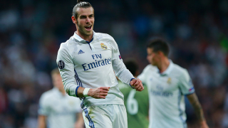 Мениджърът на Манчестър Юнайтед Жозе Моуриньо лично се е