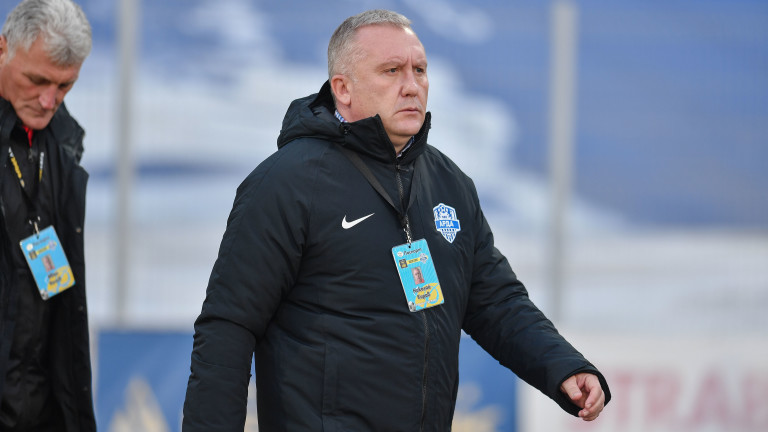 Ники Киров грабна приза за треньор №1 през 2020 година