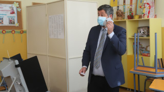 Съпредседателят на Демократична България Христо Иванов очаква изненадващ резултат за