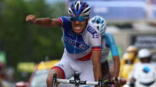 Тибо Пино спечели колоездачната Обиколка на Ломбардия Французинът атакува 14