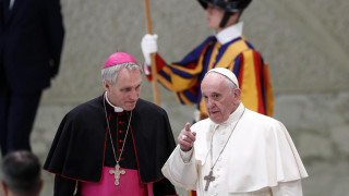 Папа Франциск обясни на посланиците си по света някои от които са