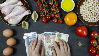 Мнозинството от българите живеят от заплата до заплата не заделят