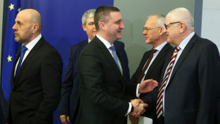 Националният съвет за тристранно сътрудничество НСТС обсъди днес актуализиран вариант