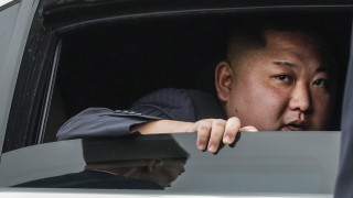 Си Дзинпин с послание към Ким Чен-ун