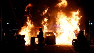 Хиляди испанци излязоха на протест по улиците на Барселона във