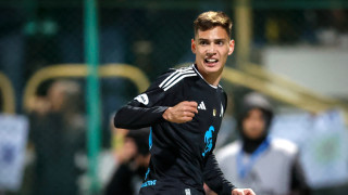 Младият нападател на Левски Преслав Бачев отново тренира поднови тренировки