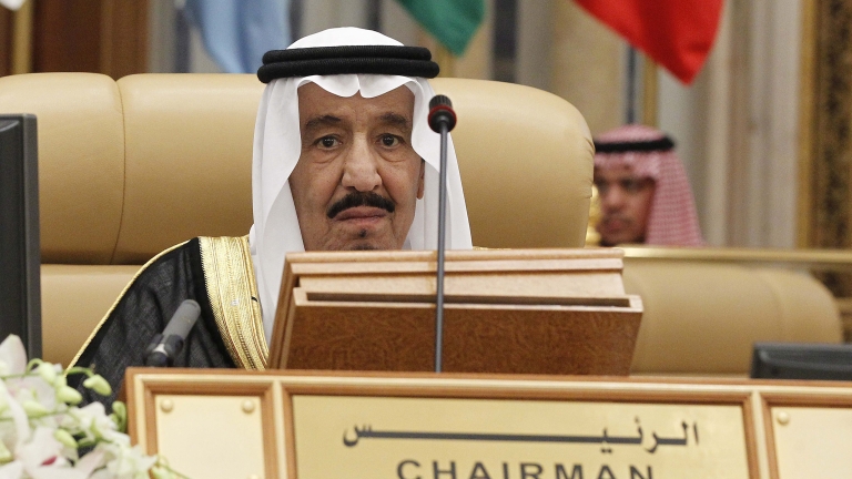 Как Саудитска Арабия превърна петрола в свое оръжие