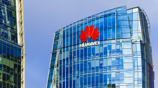 Изпадналата в затруднено положение китайска телекомуникационна компания Huawei обяви че