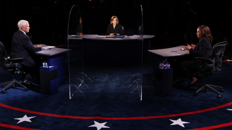 Камала Харис победи Пенс на дебата, сочи анкета