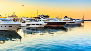 Българската компания Helios Yachts представи първия си сериен модел електрическа