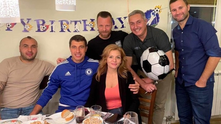 Известният футболен общественик Кирил Евтимов празнува вчера своя рожден ден.
